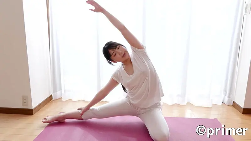 お綺麗ですね隣の奥様 覗かれたストレッチ… 下平玲夏 (5670prdm00002)-3