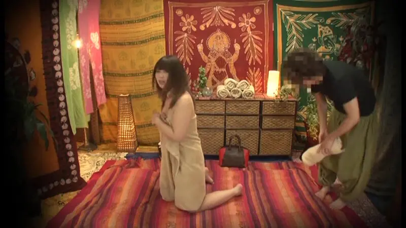 本日は奥様たちに未体験のタイ式マッサージ…  (h_1422tpi00200)-7