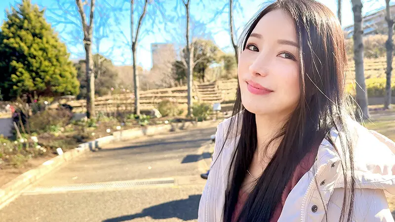 【腹筋バッキバキ】ガチアスリート体型美人…  (h_1472hmdnv00740)-1