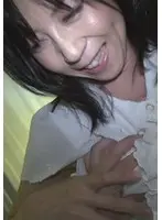 日焼け跡がなんともエロい奥様は名器!男を…  h_1724a040b00013