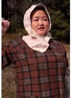 農作業中の旦那に内緒で自宅でAV出演の好…  h_1724a043g00011