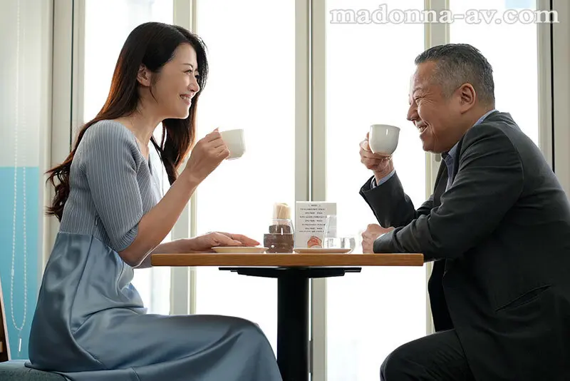 既婚者マッチングアプリで出逢った中年男女… 北条麻妃 (jur00480)-1